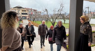 Saygınlar Gölcük'te kapılarını araladı