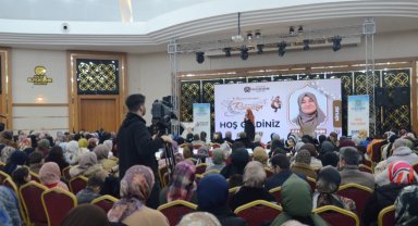Yazar Saliha Erdim Malatyalılarla buluştu
