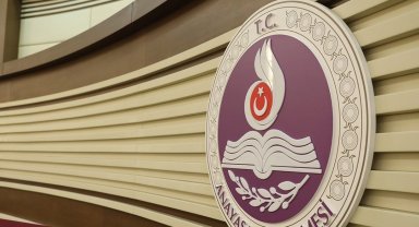 Anayasa Mahkemesi, 'isim değişikliği ilanı' kuralını iptal etti