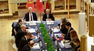 Bakan Bolat, Portekiz'de Dışişleri Bakanı Rangel ile görüştü