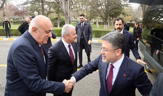 Bakan Yumaklı'dan Konya Şeker'e ziyaret