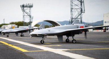 Baykar'dan yeni nesil İHA 'sivrisinek' görücüye çıkıyor