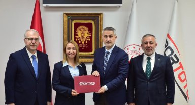 Bilecik Pazaryeri spor yatırımlarıyla gençliğe hazırlanıyor