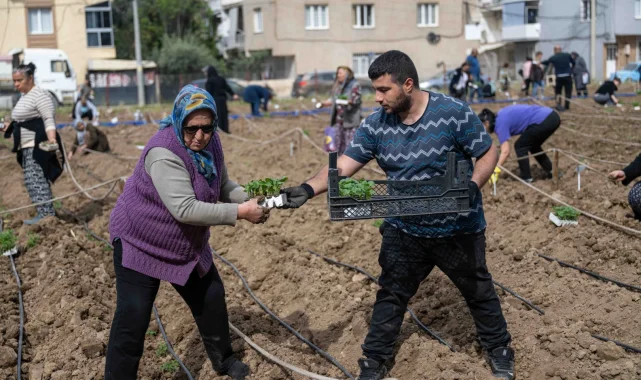 Bornova'da umut toprakla büyüyor