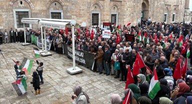 Bursa Gönüllü Kuruluşlar'dan Filistin için tek yürek