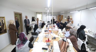 Bursa İnegöl'de Başkan Taban'dan İnesmek kursiyerlerine ziyaret