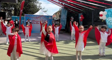 Bursa Nilüfer kreşlerinde 23 Nisan neşesi