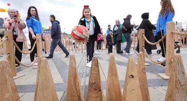 Bursa Osmangazi'de çocuklara özel meydan