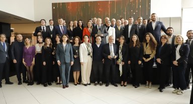 Bursa'da tekstilde ihracatın yıldızları belli oldu