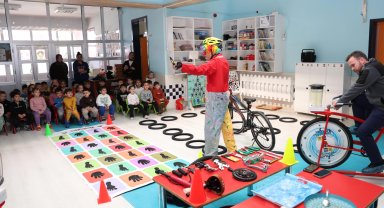 Çocuklara bisiklet kültürü aşılanıyor