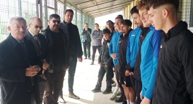 Edirne'de Kaymakam Mercan'dan Keşanspor'a moral ziyareti
