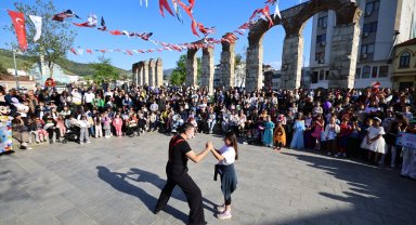 Efes Selçuk'ta Çocuk ve Gençlik Tiyatroları Festivali heyecanı