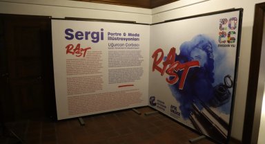 Eskişehir'de 'Rast' sergisi açıldı