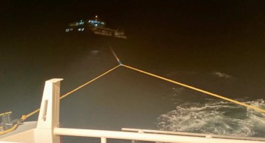 Fethiye açıklarında arızalanan tekne kurtarıldı