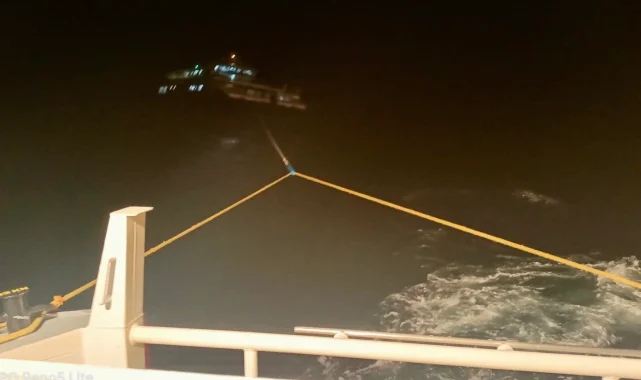 Fethiye açıklarında arızalanan tekne kurtarıldı