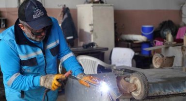 Hurdalar çöp konteyneri oldu