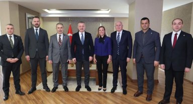 İYİ Parti'den Başkan Büyükakın'a ziyaret