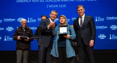 İzmir'de dev yatırım hamlesi.. Yüzlerce projeye açılış ve temel