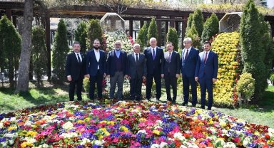 Kayseri Büyükşehir eski Bakan'ı ağırladı