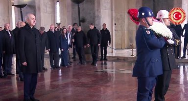 TBMM'den 'egemenlik milletindir' vurgusu... Devlet erkanı Ata'nın huzurunda