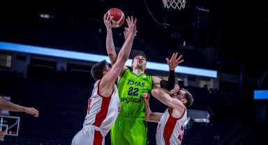 Tofaş 28. haftada parkeden mağlup ayrıldı