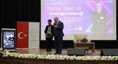 Van'da yapay zeka söyleşisine yoğun ilgi