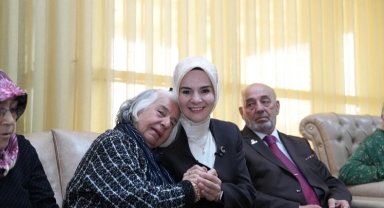 Aile Bakanı Göktaş'tan ailelere bayram ziyareti