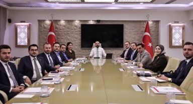 AK Parti'de Faruk Acar farkı