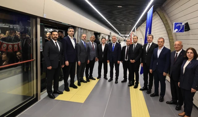 Anadolu Yakası'na dev ulaşım yatırımı... Sultanbeyli Metrosu hizmete açıldı