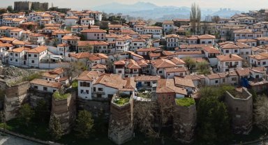 Ankara Kalesi'nde Büyükşehir dokunuşu