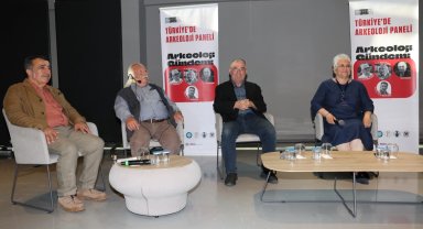 Arkeolojinin duayenleri Nilüfer'de buluştu