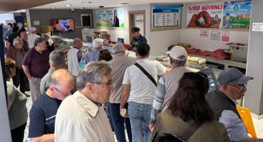 Aydın'da Halk Ege Et'te bayram indirimi yoğun ilgi gördü