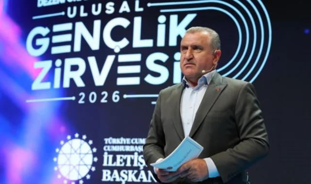 Bakan Bak'tan gençlere dezenformasyon uyarısı