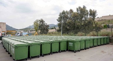 Bornova'ya 325 yeni çöp konteyneri