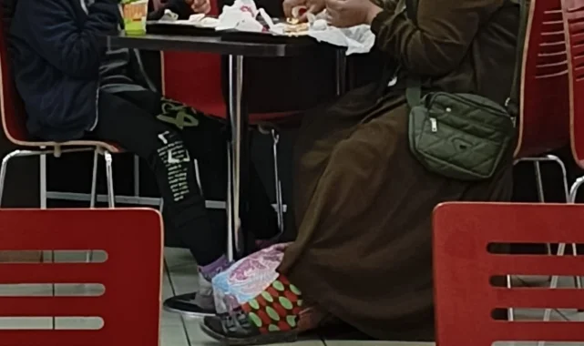 Burger King'e Bakanlık müdahalesi... İşletmeye ceza kesildi!