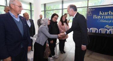 Bursa İnegöl protokolü bayramlaştı