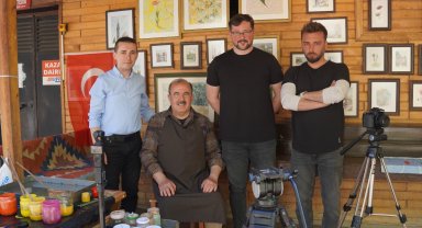 Bursa İznik'te suya yazılan sanat ile yarım asır