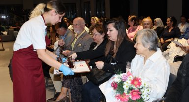 Bursa Nilüfer'de Pancar Deposu'nda lezzet ve müziğin yolculuğu
