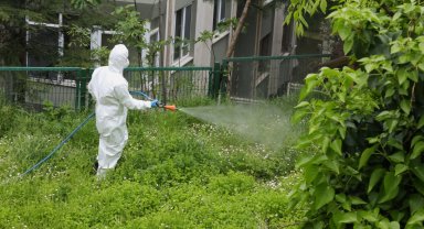 Bursa Osmangazi'de parklara yoğun dezenfeksiyon