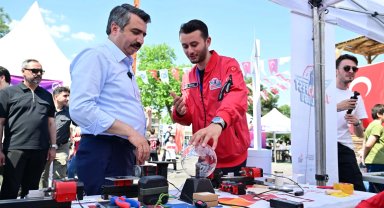 Bursa Yıldırım'da bilim ve teknoloji rüzgarı