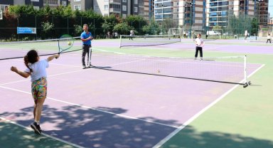 Bursa'da Nilüfer Spor Şenlikleri'nde heyecan sürüyor