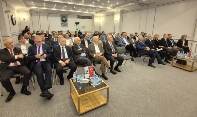 BUSİAD: Türkiye riskler kadar büyük fırsatlarla da karşı karşıya