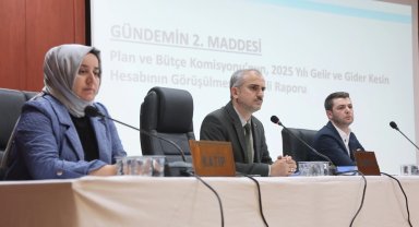 Çayırova Meclisi'nde kesin hesap karara bağlandı