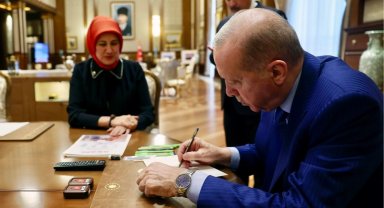 Cumhurbaşkanı Erdoğan kurban vekaletini Türk Kızılay'a verdi
