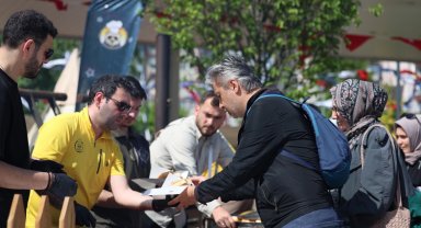 EnFest'te gençler 'Ayı Yemeği'ne tam not verdi