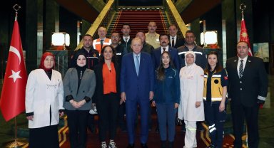 Erdoğan işçi ve işveren temsilcilerini ağırladı