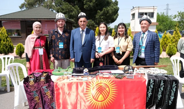Gebze'de Türk Dünyası teknoloji ve kültür köprüsü kurdu