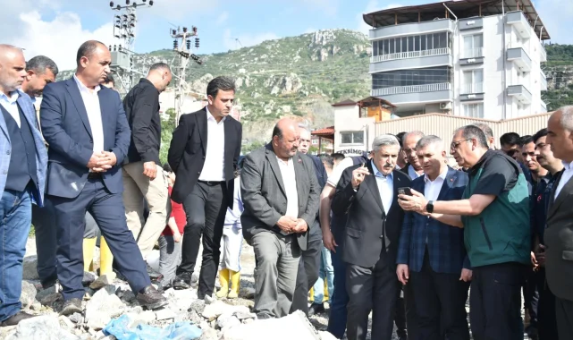 Hüseyin Yayman Hatay'da sel bölgesinde incelemelerde bulundu