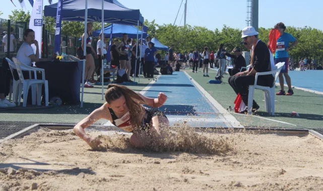 İstanbul'da 19 Mayıs coşkusu atletizmle taçlandı