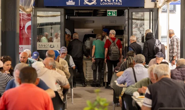 İzmir'de Kent Lokantaları'nda 19 Mayıs'a özel ücretsiz yemek